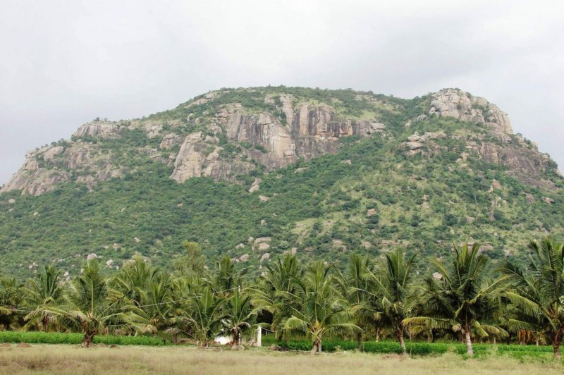 trekktobhimanakindimalavallitalukmandyadistrictkarnatakaindiaorganizedbyyhaigangothriunitmysorekarnatakaindia.jpg