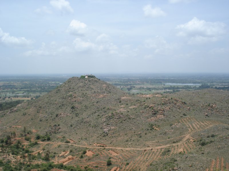 viewofmallikarjunahillfromanotherhillbesidetoit.jpg